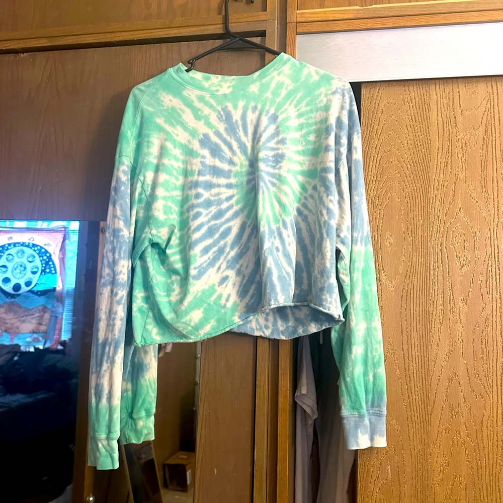 long sleeve Tie Dye shirt. Never year. Super soft. Size Small.